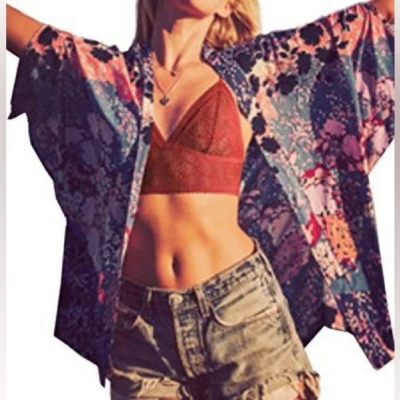 Victoria’s Secret floral kimono coverup - Picture 7 of 7